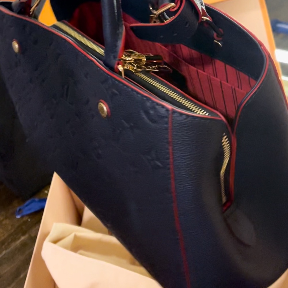 Louis Vuitton Montaigne Authentic - Picture 3 of 10